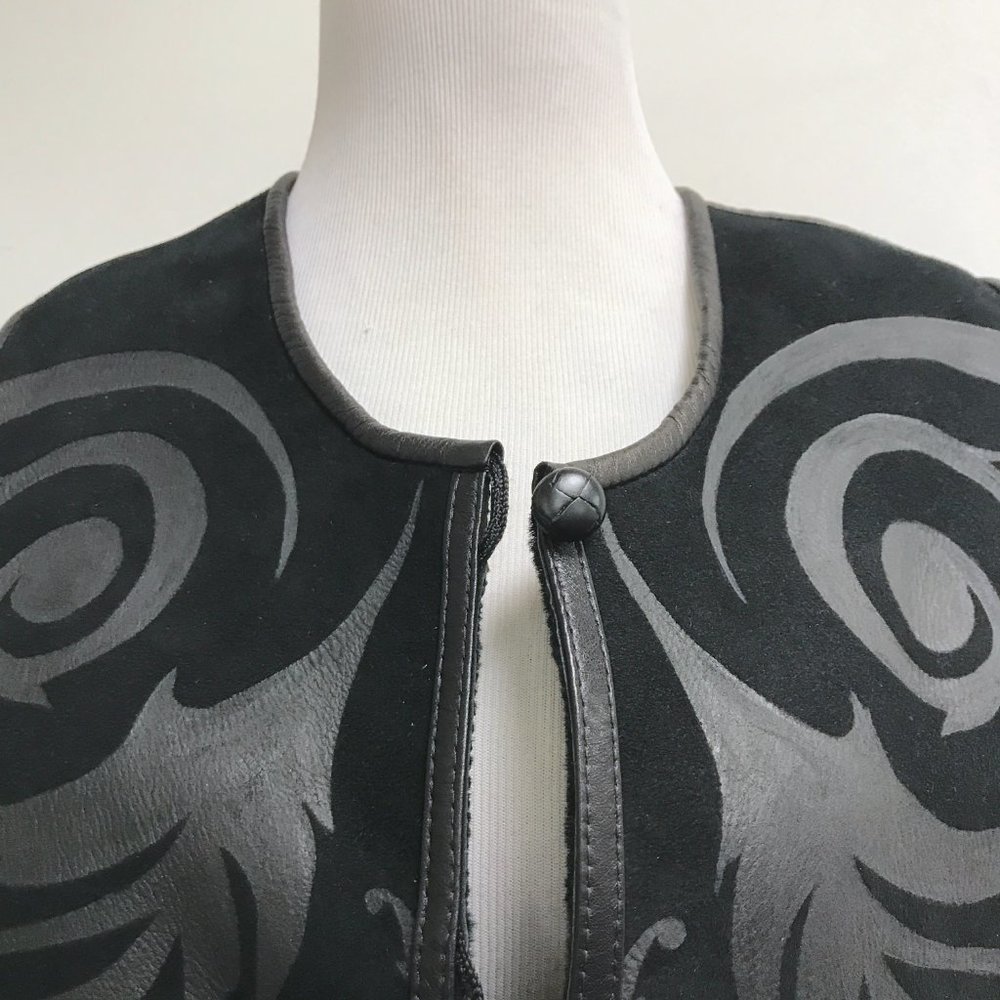 Black Leather Scroll Shearling Vest Button Sleeve… - image 5